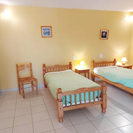 Semesterbostad Le Pre Des Iles Saint-Ellier-du-Maine